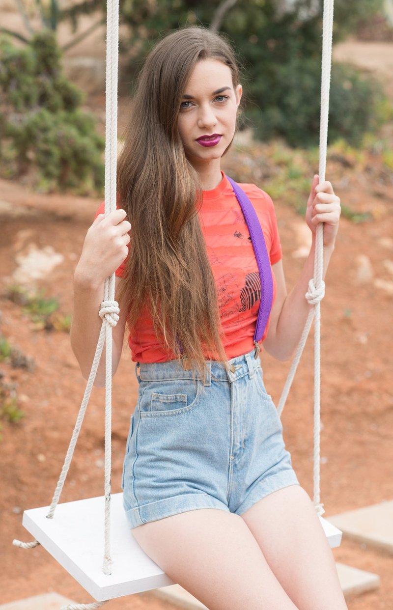 Яна, 22 года, 5 размер груди